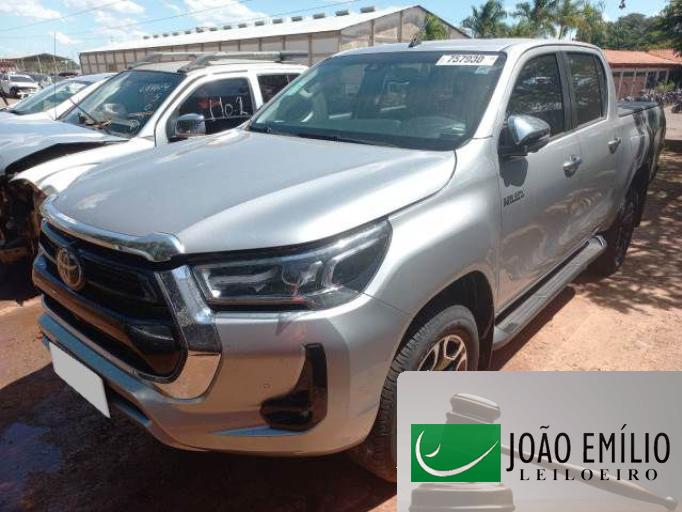 TOYOTA HILUX CD 21/21