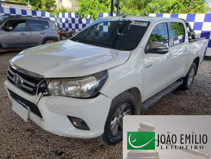 TOYOTA HILUX CD 16/17