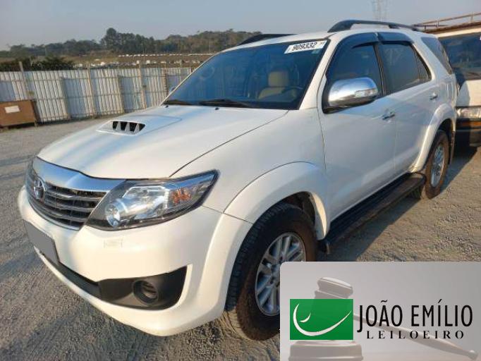 TOYOTA HILUX SW4 11/11