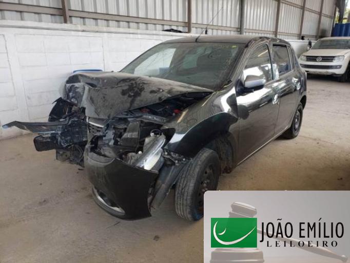 RENAULT SANDERO 18/18